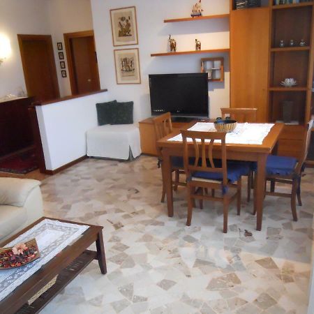 Appartamento Elisabetta Lido di Venezia Exterior foto
